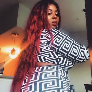 Lost In A Maze Crop Short Set